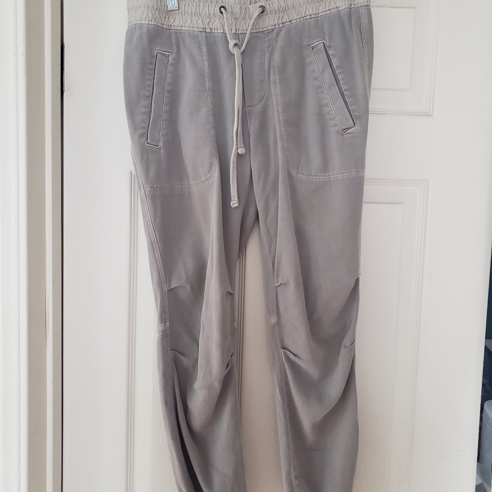 James perse soft drape pant:, barely worn like new condition.